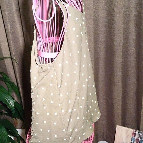 E&M Green with White Polka Dot Tank top - Picture 4 of 7